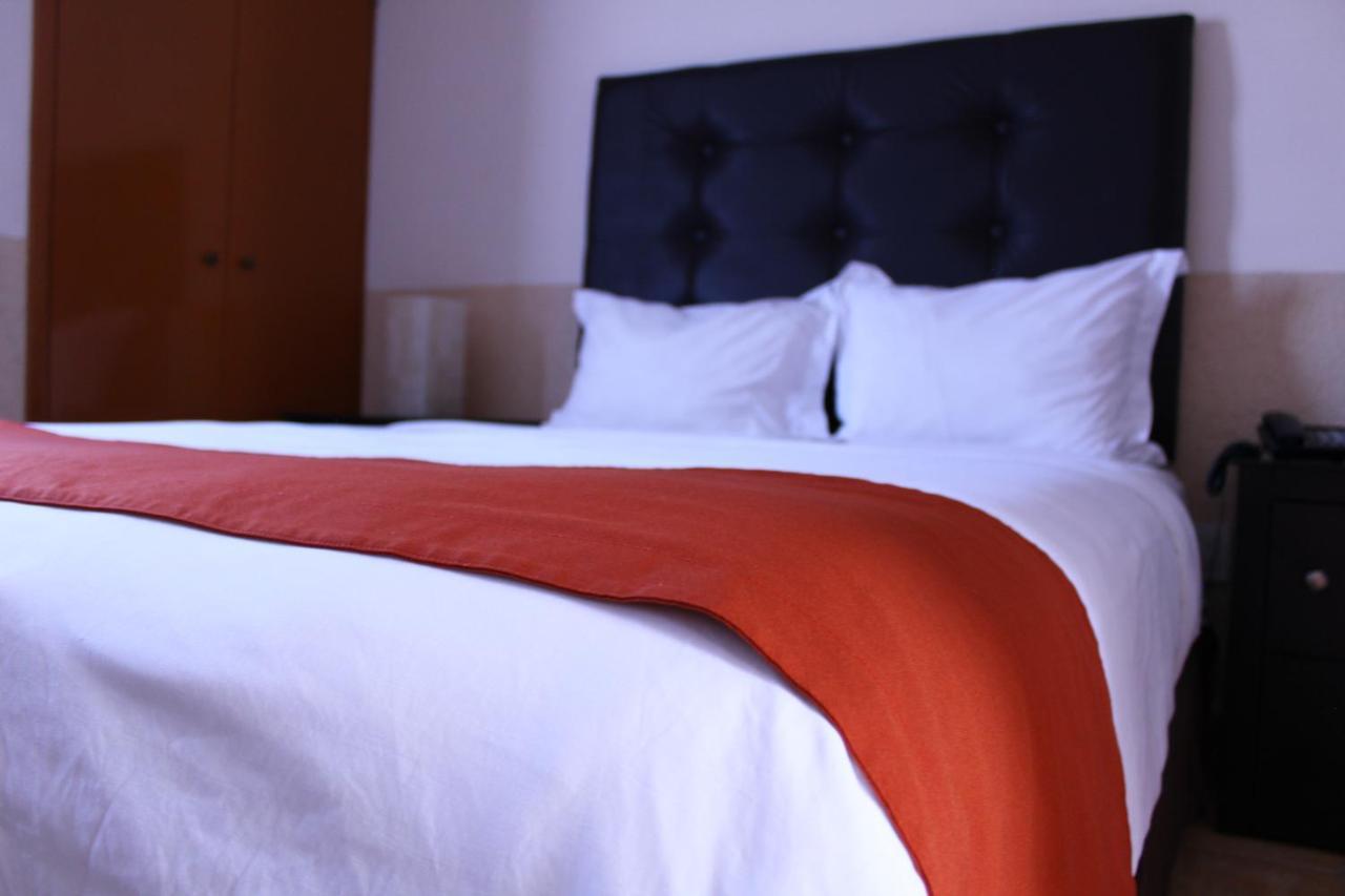 El Regio Hotell Monterrey Eksteriør bilde