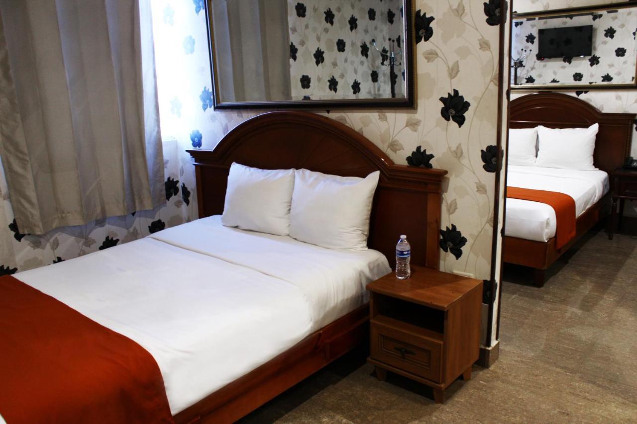 El Regio Hotell Monterrey Eksteriør bilde
