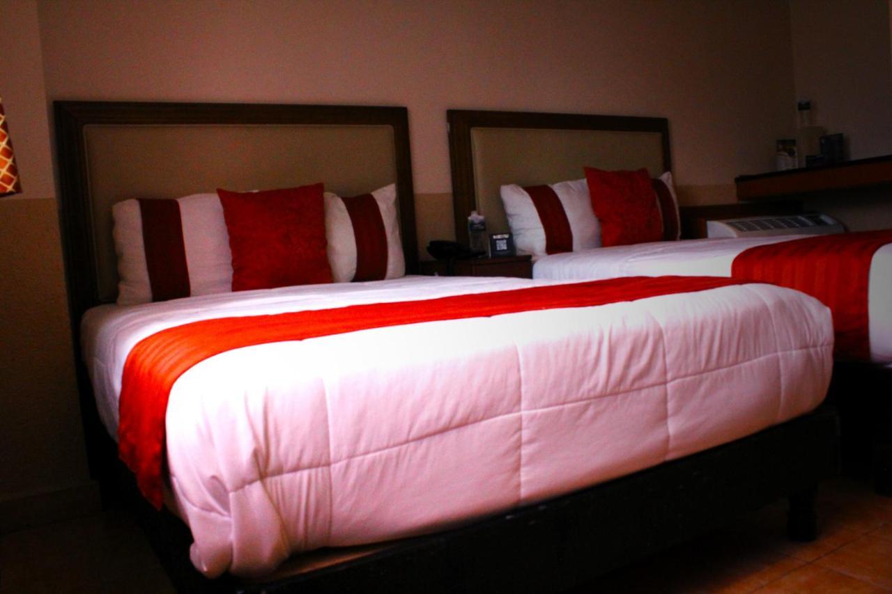 El Regio Hotell Monterrey Eksteriør bilde