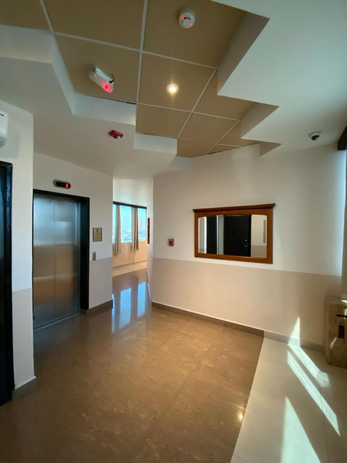 El Regio Hotell Monterrey Eksteriør bilde
